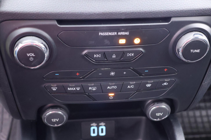 Ford Ranger 2,0 TDCi 125kW XLT CZ DPH Tažné