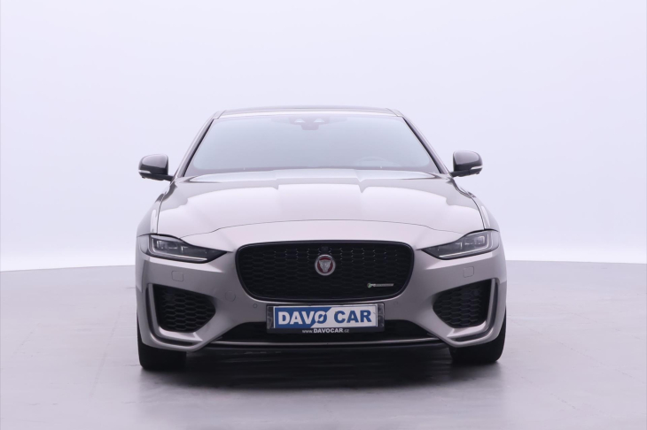 Jaguar XE 2,0 P300 221kW R-Dynamic DPH
