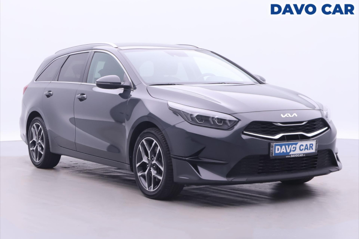 Kia Ceed 1,5 T-GDI 118kW Top Navi DPH