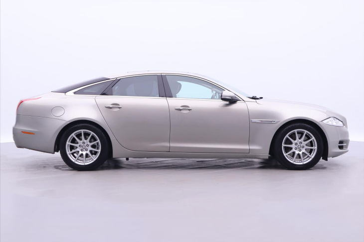 Jaguar XJ 3,0 D 202kW V6 Luxury