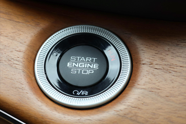 Jeep Grand Cherokee 2,0 4xe Summit Plug-In CZ DPH