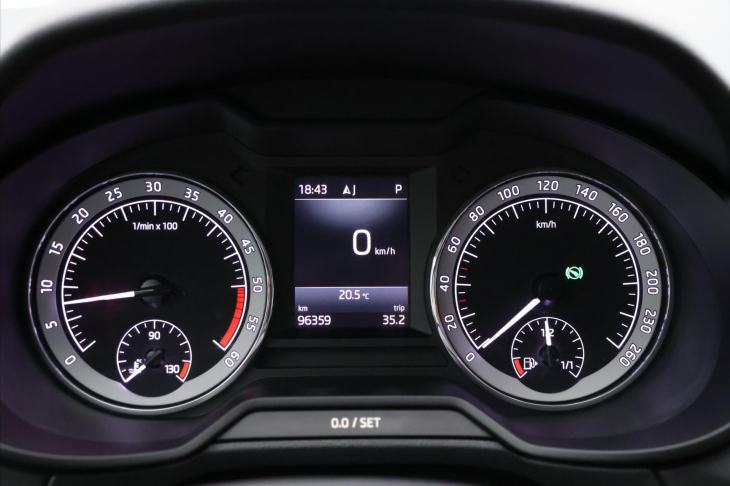 Škoda Octavia 2,0 TDI 110kW DSG Style Kůže