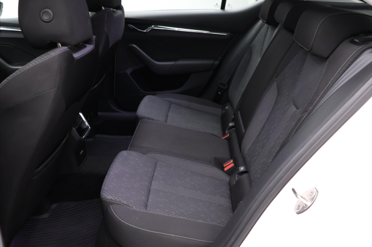 Škoda Octavia 1,5 TSI 110kW Style Aut.klima