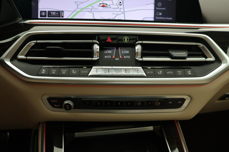 BMW X5 3,0 40 250kW xDrive Mpaket DPH
