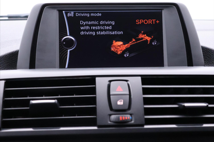 BMW Řada 1 1,6 116i 100kW Aut. Sport Xenon
