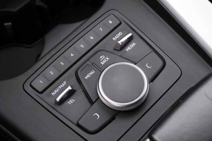 Audi A4 Avant 2,0 TDI 110kW Stronic LED