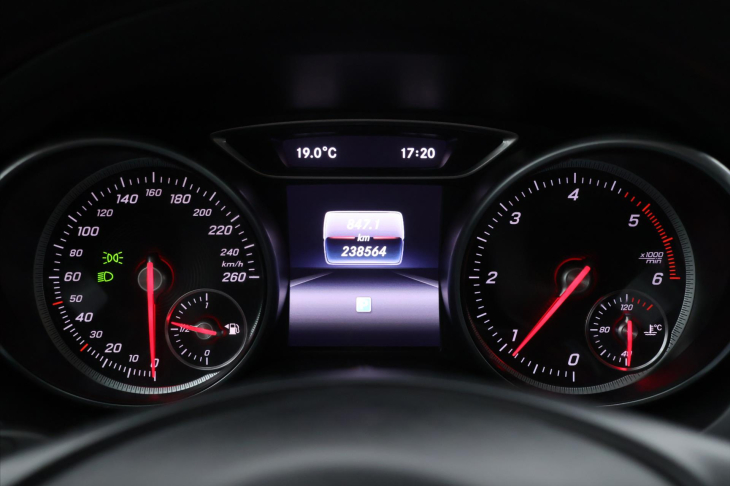 Mercedes-Benz CLA 1,5 180CDI 80kW Navi Kůže