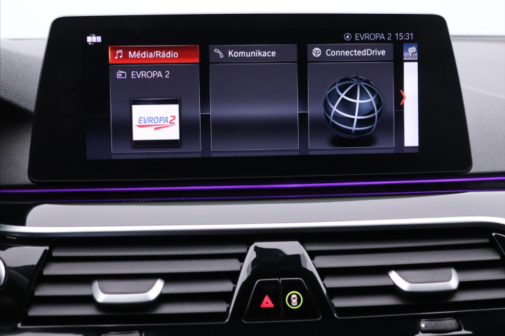 BMW Řada 5 3,0 530d xDrive 195kW M-paket