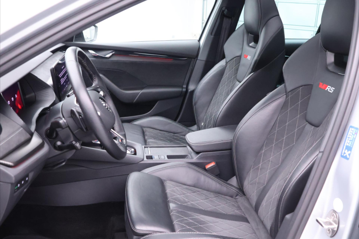 Škoda Octavia 2,0 TSI 180kW DSG Matrix DPH RS