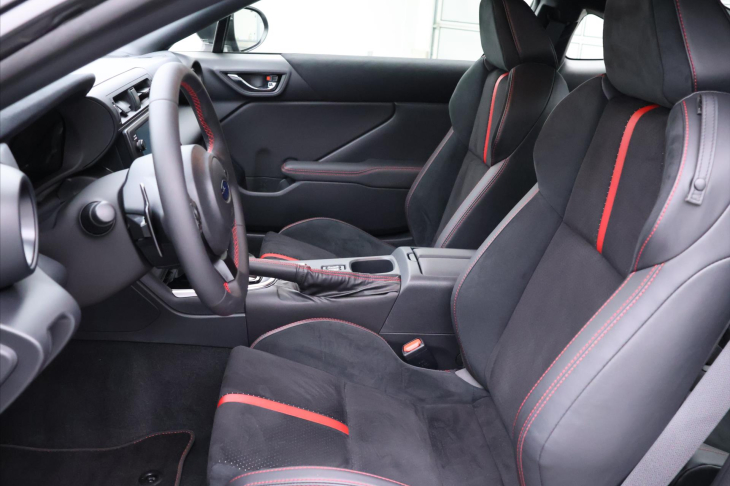 Subaru BRZ 2,4 i 172kW Aut. 1.Majitel CZ