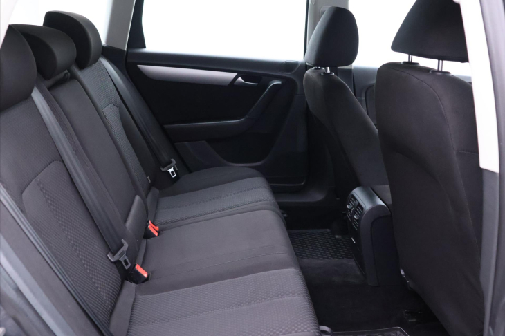 Volkswagen Passat 2,0 TDI 103kW Navi Serv.Kniha