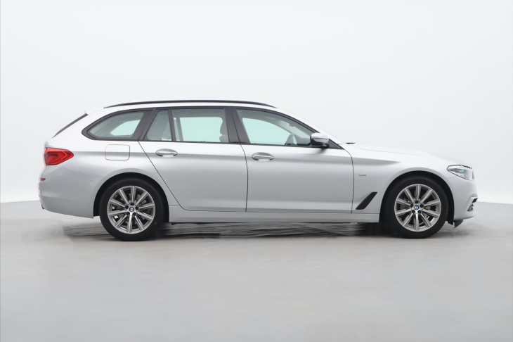 BMW Řada 5 2,0 530i xDrive Luxury Line
