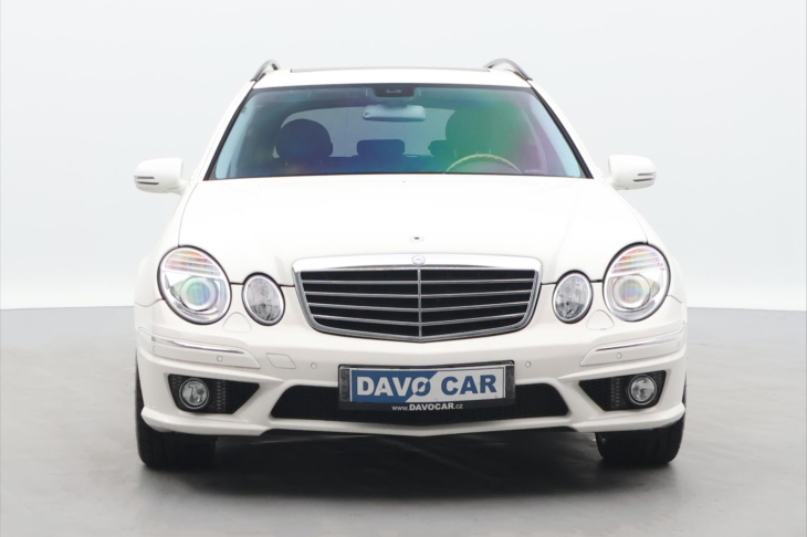Mercedes-Benz Třídy E 3,2 E320 165kW AMG Paket