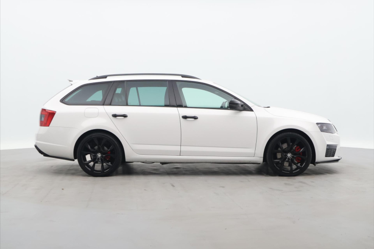Škoda Octavia 2,0 TDI 135kW Xenon RS