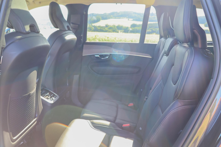 Volvo XC90 2,0 B5 AWD Ultimate Dark 7-Míst