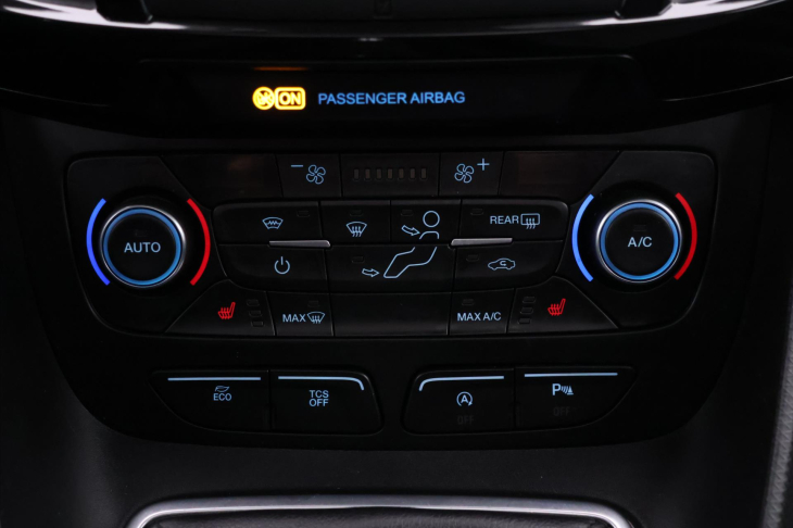 Ford Tourneo Connect 1,5 EcoBlue 88kW CZ DPH