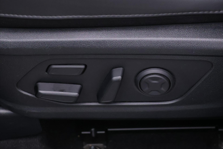 Kia Sorento 1,6 T-GDi 132 kW Premium CZ DPH