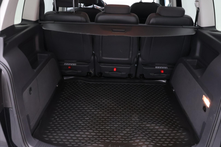 Volkswagen Touran 2,0 TDI 103kW Comfortline Klima
