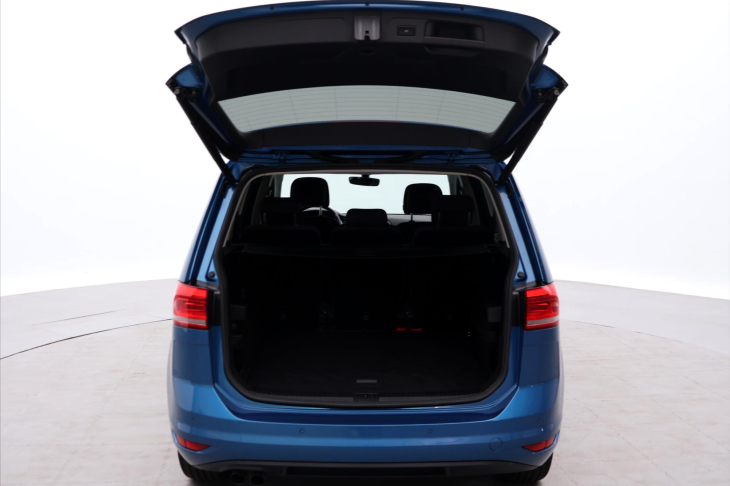 Volkswagen Touran 1,4 TSI 110 kW DSG Highline CZ