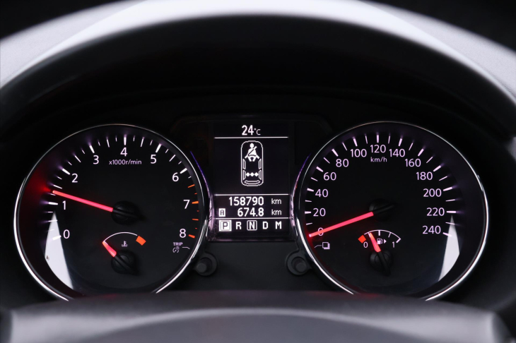 Nissan Qashqai 2,0 i 104kW Aut. Tekna Webasto