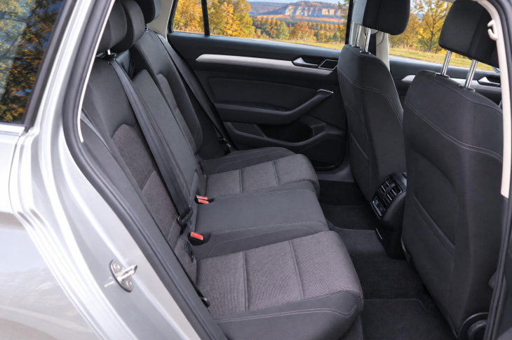 Volkswagen Passat 1,6 TDI Comfortline LED