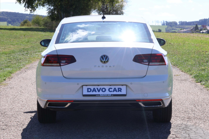Volkswagen Passat 2.0 TDI 147kW DSG CZ Elegance