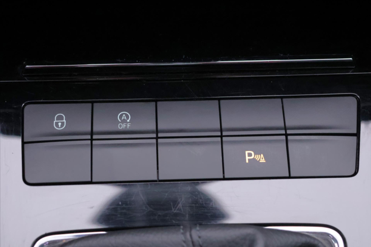 Škoda Octavia 1,6 TDI 85kW Style LED Kessy