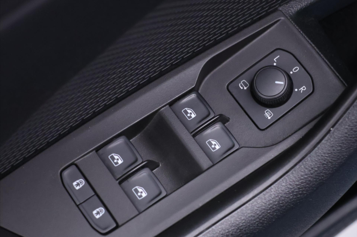 Škoda Octavia 1.0 TSI Business 1.Maj DPH