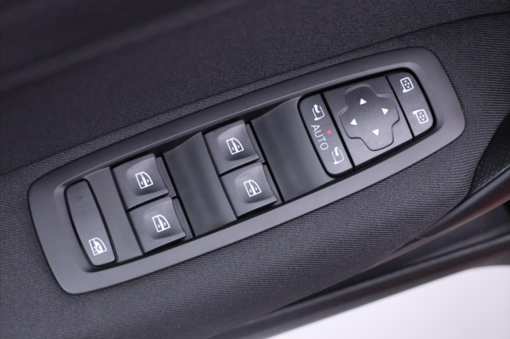 Renault Mégane 1,3 TCe 115 CZ Zen 1.Maj LED