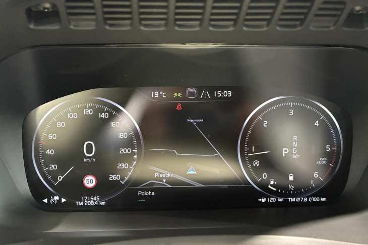 Volvo XC90 2,0 B5 173kW CZ 4X4 DPH Inscription