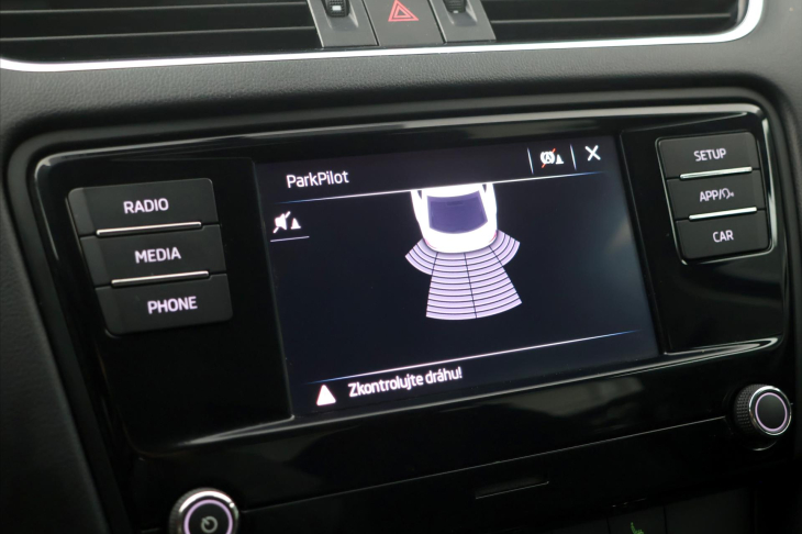 Škoda Octavia 1,6 TDI 85kW CZ Ambition 2.Maj