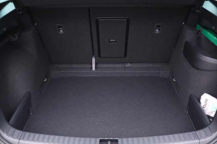 Škoda Karoq 1,5 TSi Sportline DSG 1maj DPH