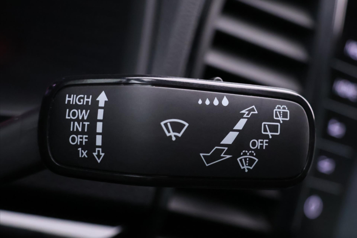 Škoda Karoq 2,0 TDI DSG 4x4 Sportline DPH