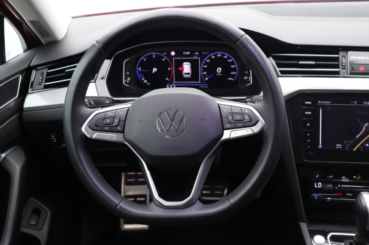 Volkswagen Passat 2,0 TDI 147kW DSG Alltrack CZ