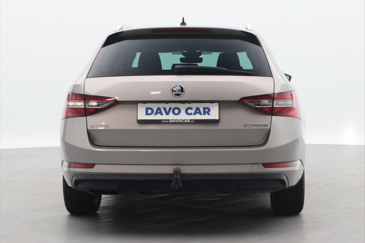 Škoda Superb 2.0 TDI 110kW Style Bi-Xenon