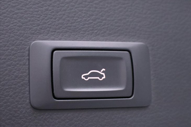 Audi A6 Allroad 3,0 200kW Quattro STronic Webasto