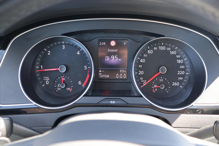 Volkswagen Passat 2,0 TDI 110kW DSG Matrix DPH