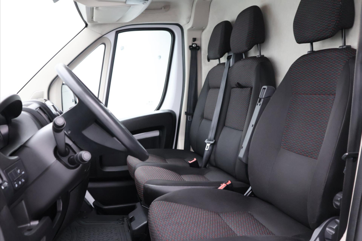 Citroën Jumper 2.2 HDi 103 kW L4H2 DPH CZ