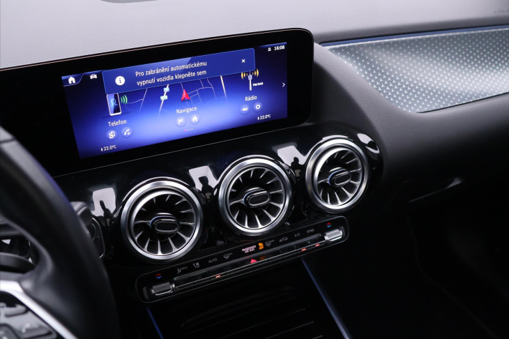 Mercedes-Benz GLA 2,0 250 4Matic A8 165kW