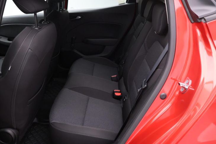 Renault Clio 1,0 Tce 67 kW CZ Klimatizace