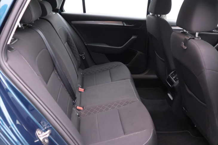 Škoda Superb 2,0 TDI 110kW DSG Navi LED