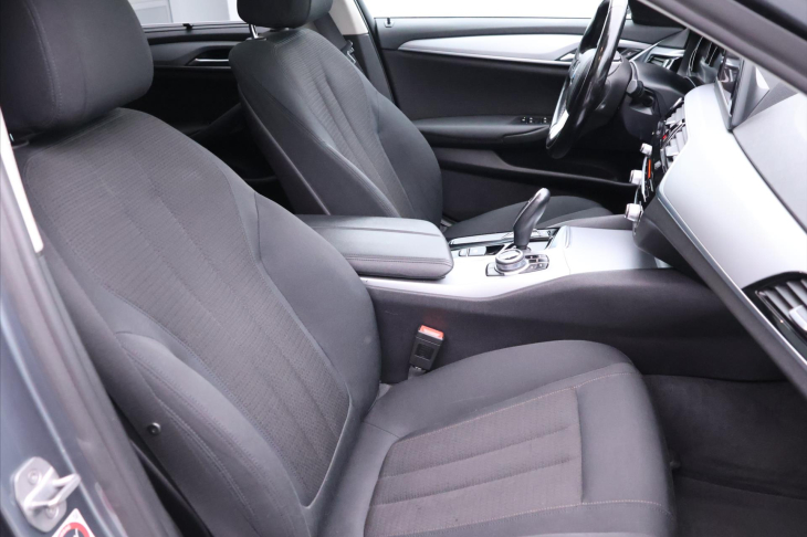 BMW Řada 5 3,0 530d Xdrive 195kW Aut.