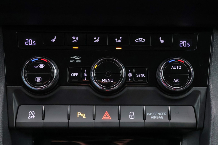 Škoda Karoq 2,0 TDI 110kW Style LED Navi