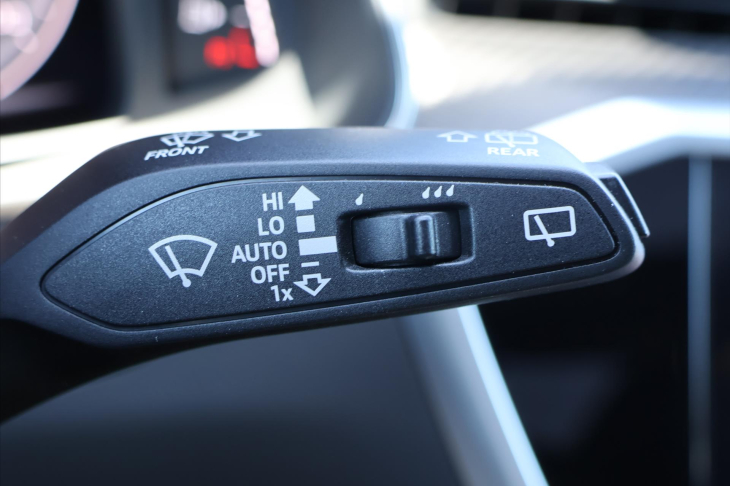 Audi A6 Avant 2,0 40 TDI Quattro S-Line DPH