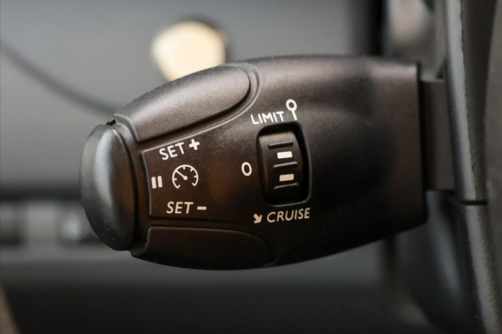 Peugeot Expert 1,5 HDI Klima 9-Míst Long DPH