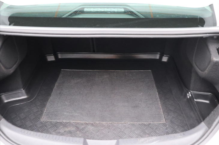 Renault Mégane 1,6 SCe 84kW Life Grandtour CZ