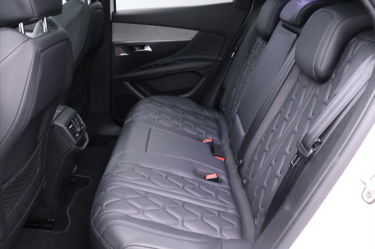 Peugeot 3008 1,6 PureTech 133kW Automat GT