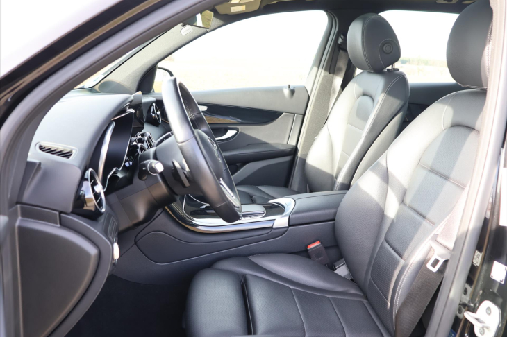 Mercedes-Benz GLC 2,0 300d 180kW 4Matic AMG DPH