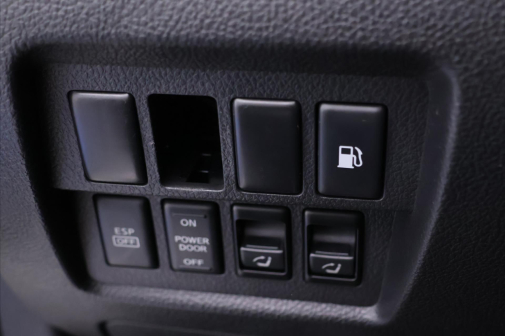 Nissan Murano 3,5 V6 188kW Aut. CZ Serv.kn.