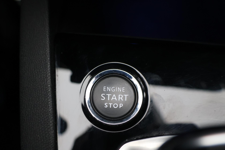 Peugeot 5008 2.0 HDI 130kW GT-line CZ DPH